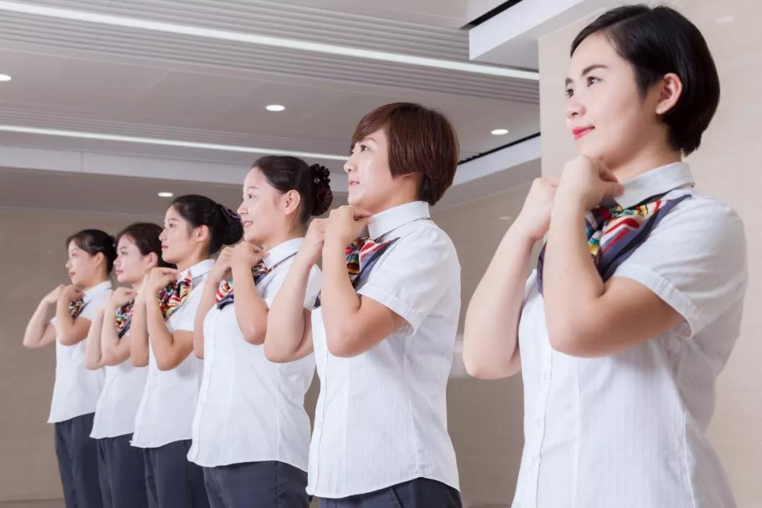 1567563205010044897.jpg 40.jpg