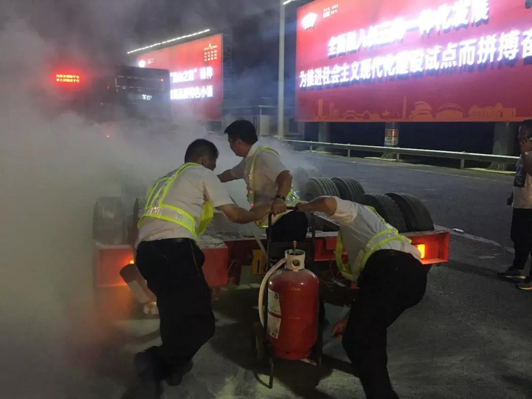 1568770717449090402.jpg 1568770717449090402.jpg