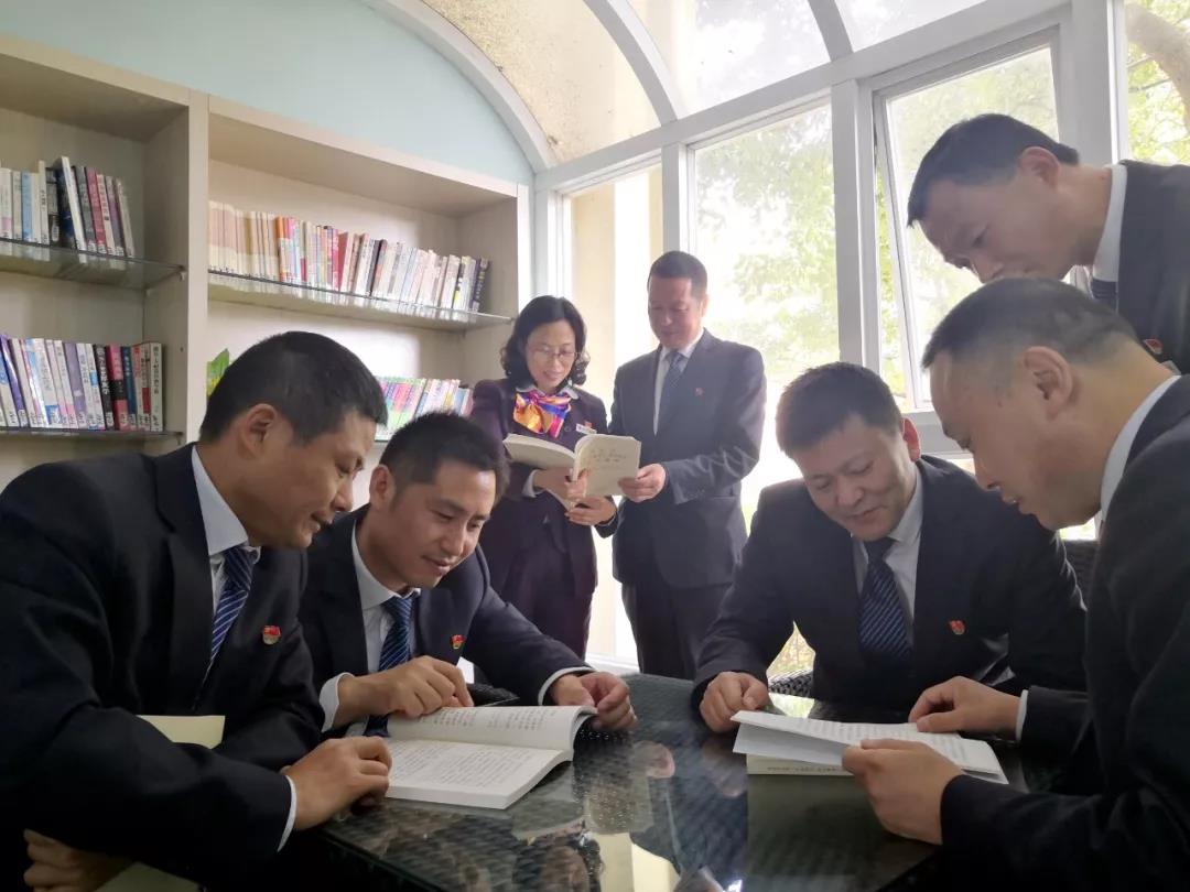 1578639616636087879.jpg 1578639616636087879.jpg