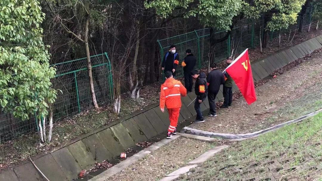 1581598390694046299.jpg 1581598390694046299.jpg