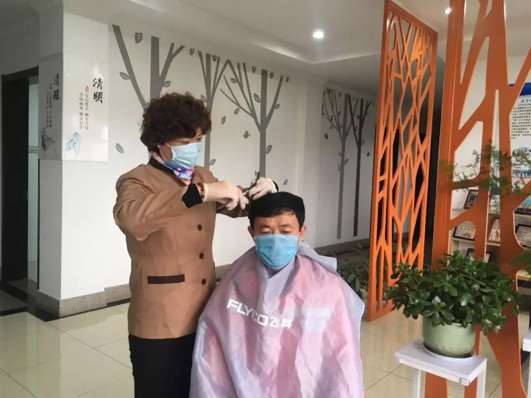 1581685509252001004.jpg 1581685509252001004.jpg