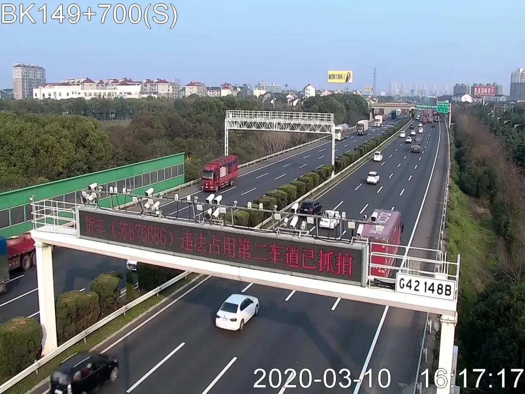 1583984434270002704.jpg 1583984434270002704.jpg