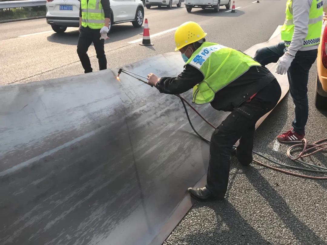 1586488591808043324.jpg 1586488591808043324.jpg