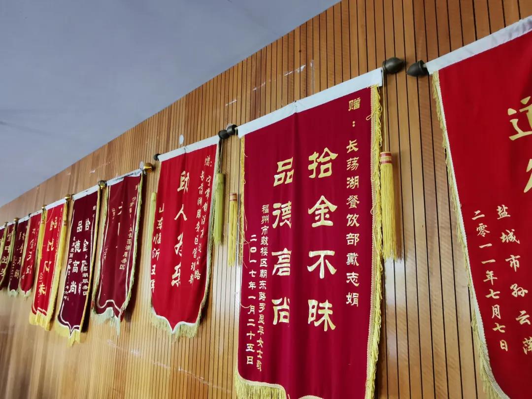 1587006112991044010.jpg 1587006112991044010.jpg