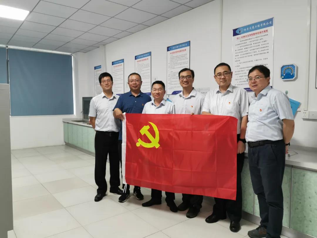 1593498486391076153.jpg 1593498486391076153.jpg