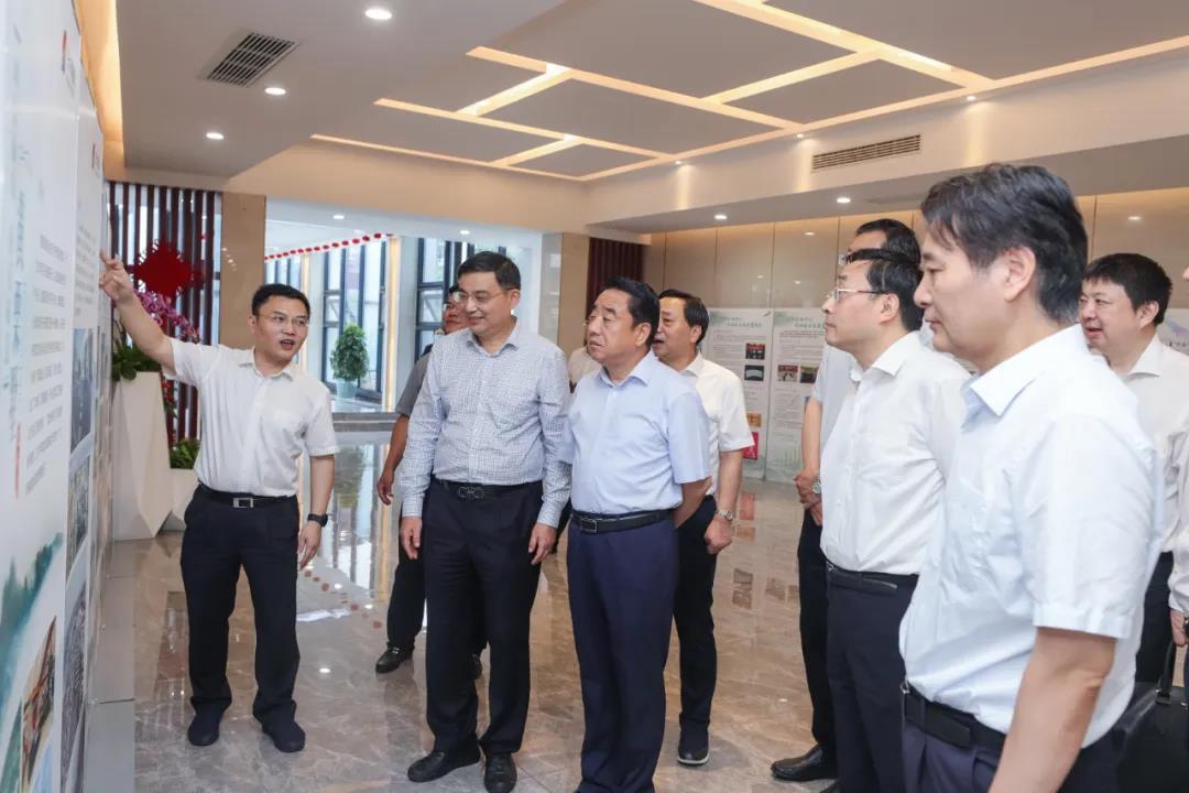 1594804406138036641.jpg 1594804406138036641.jpg