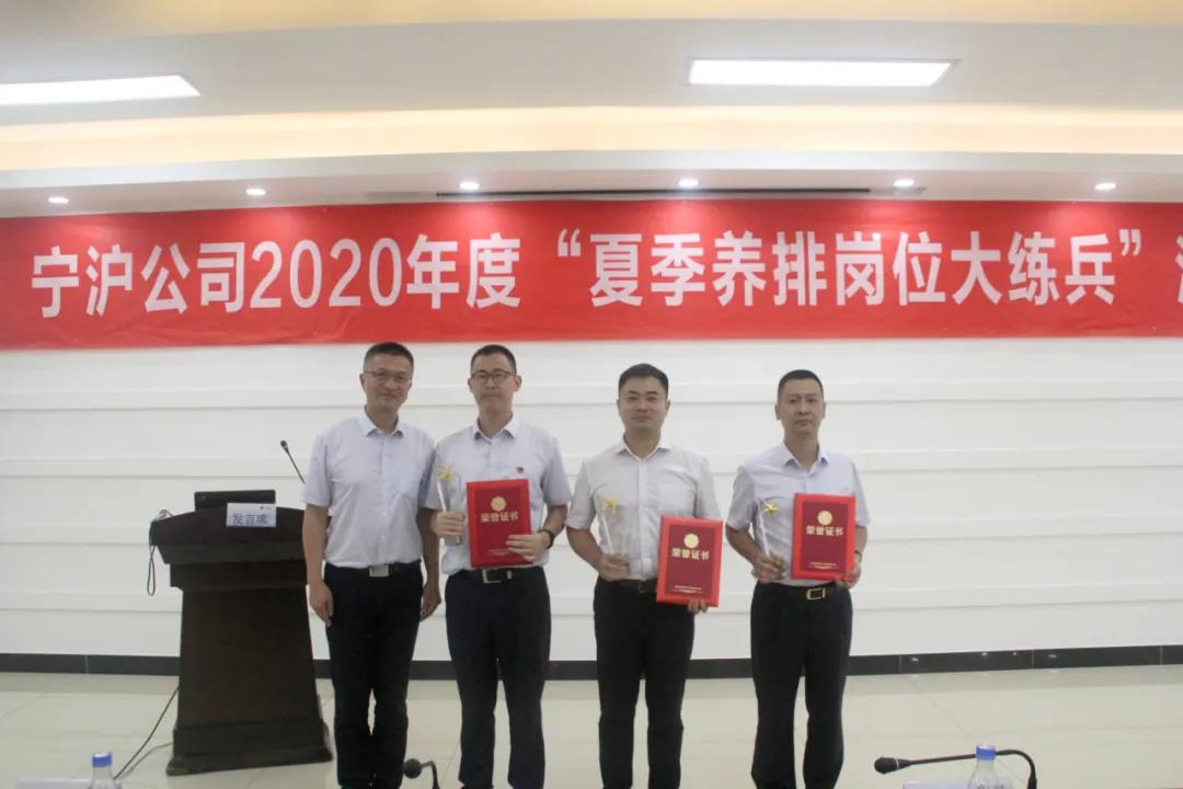 1594980212419023907.jpg 1594980212419023907.jpg