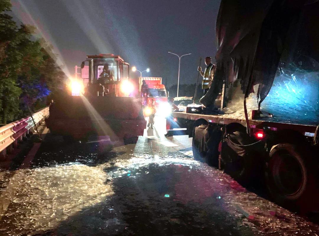 1596600068982096300.jpg 1596600068982096300.jpg