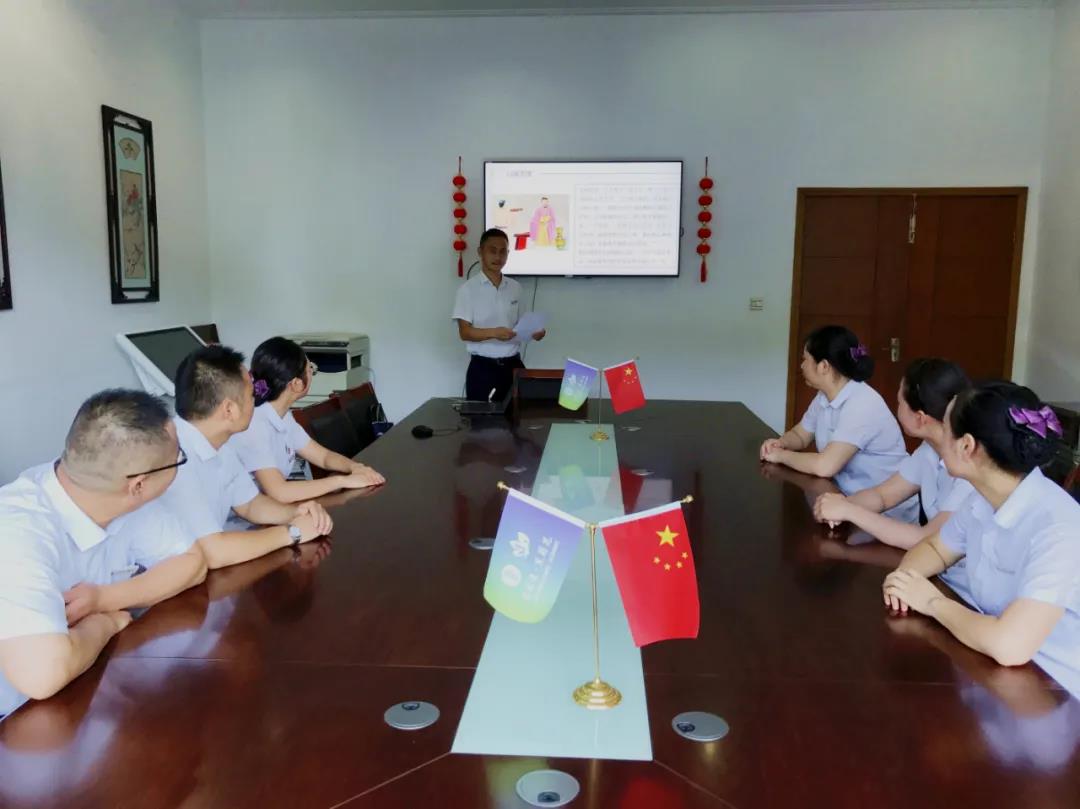 1598273071611025202.jpg 1598273071611025202.jpg