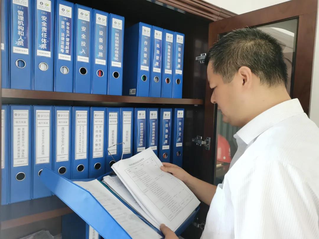 1599732512731046658.jpg 1599732512731046658.jpg