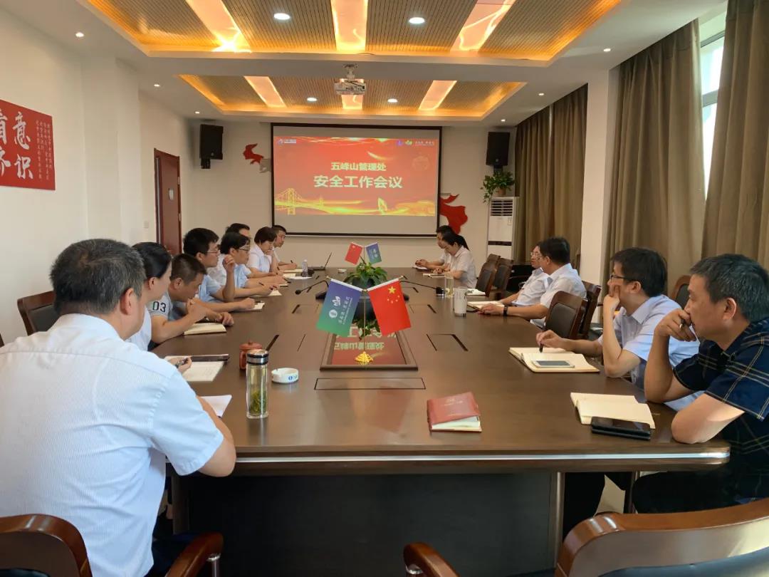 1599732563875048370.jpg 1599732563875048370.jpg