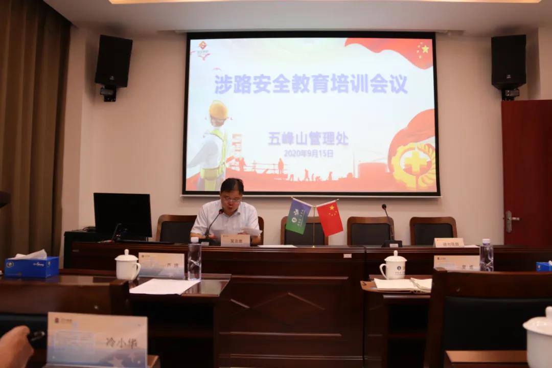 1600660903943062739.jpg 1600660903943062739.jpg