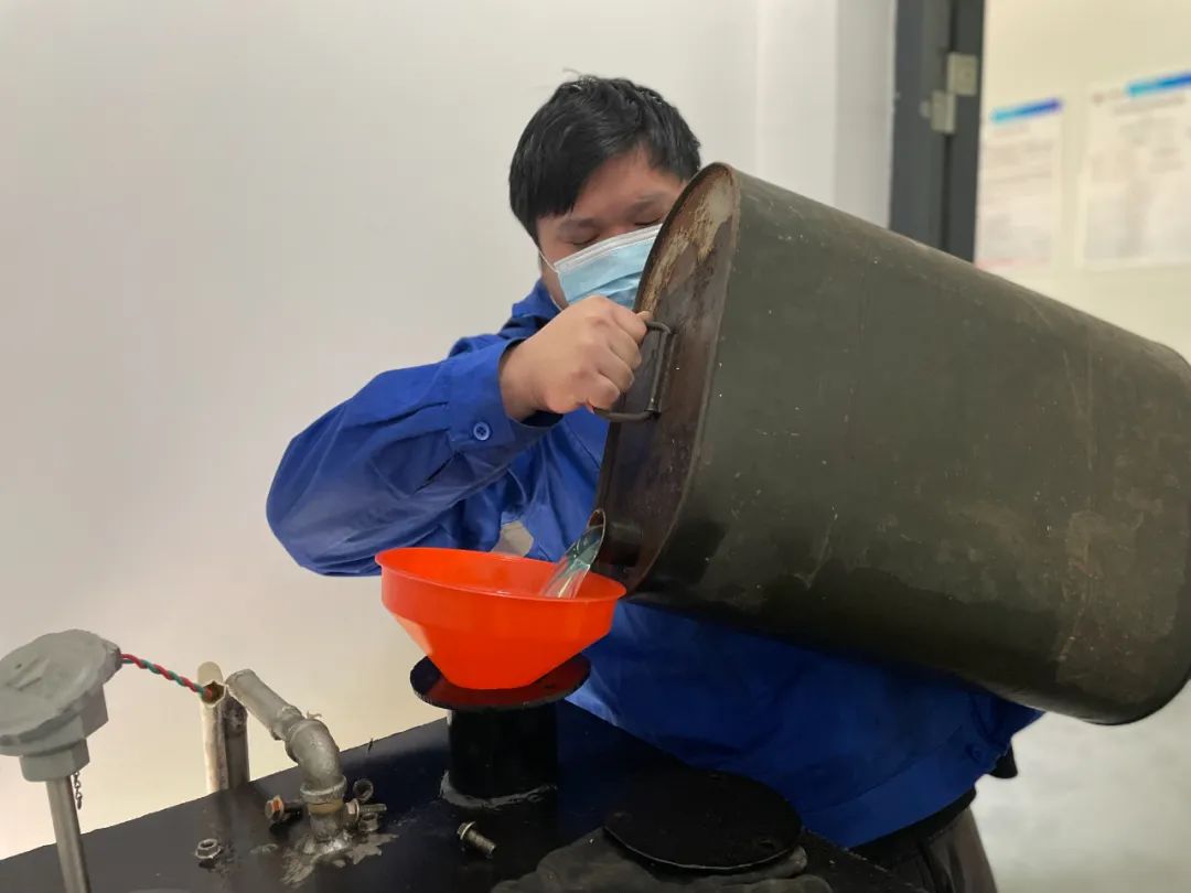 1656495700504000446.jpg 1656495700504000446.jpg