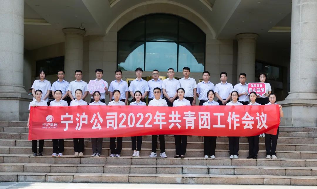 1658729678620032309.jpg 1658729678620032309.jpg