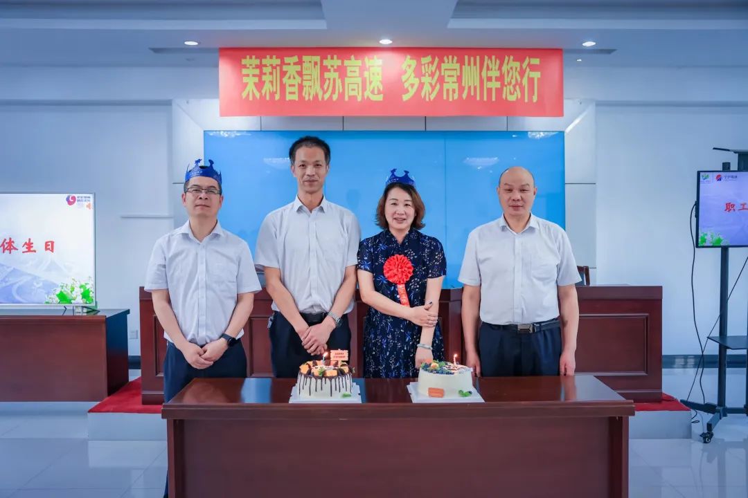 1658750623602080082.jpg 1658750623602080082.jpg