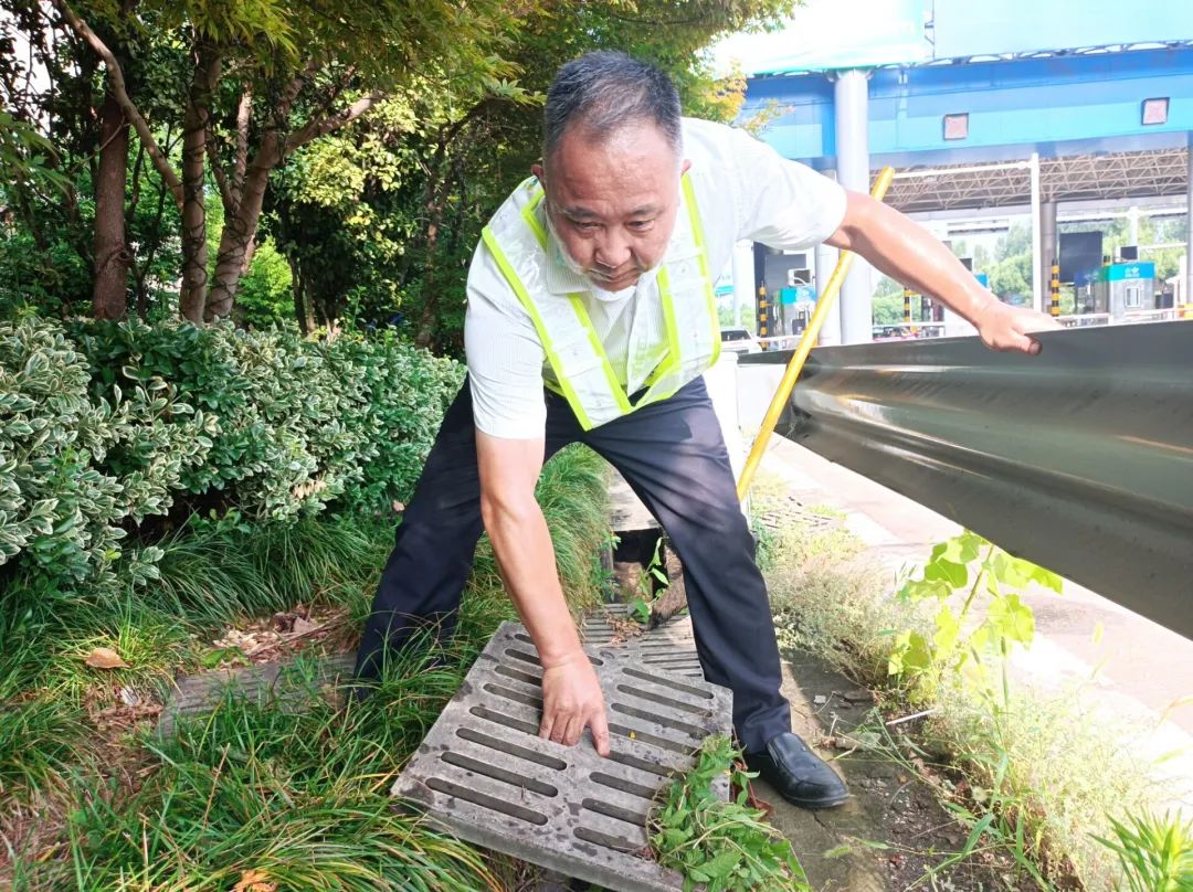 1660568066678034885.jpg 1660568066678034885.jpg