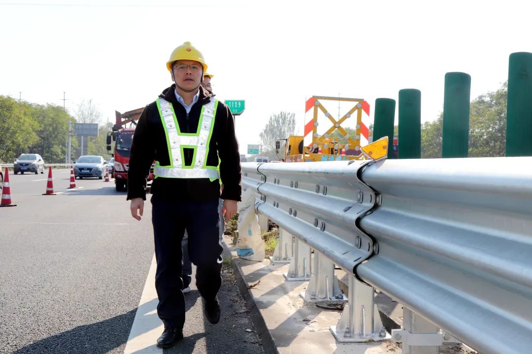 1669367716209023286.jpg 1669367716209023286.jpg