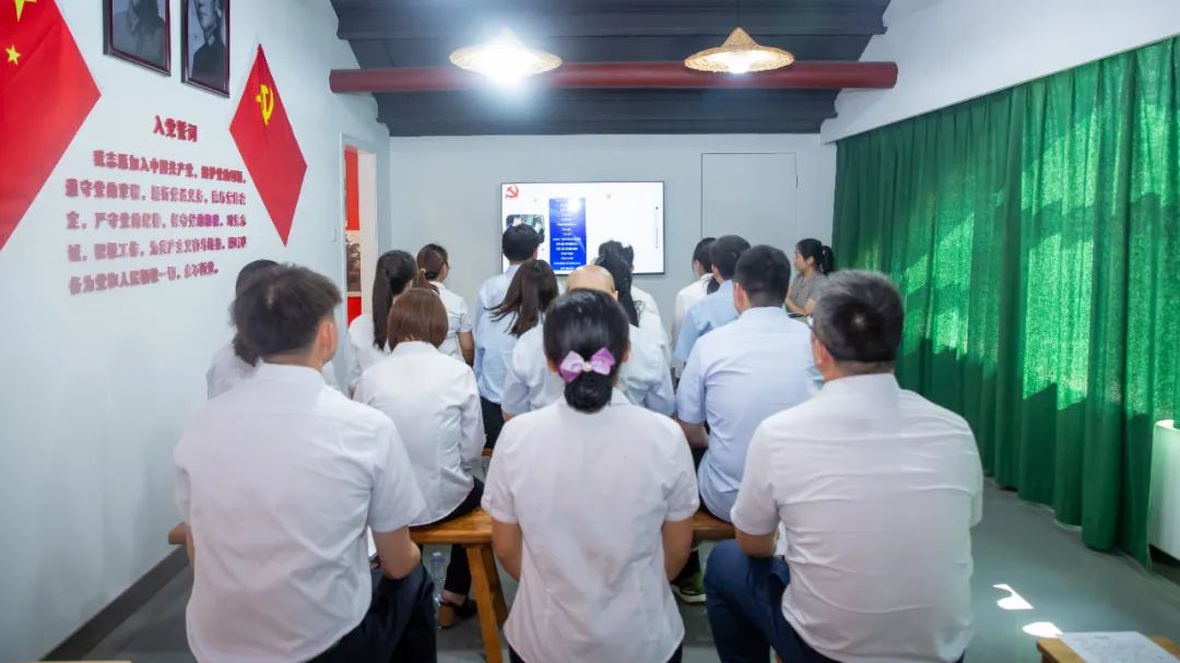 1697192035914066662.jpg 1697192035914066662.jpg