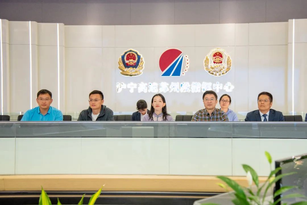 1697535592682088019.jpg 1697535592682088019.jpg