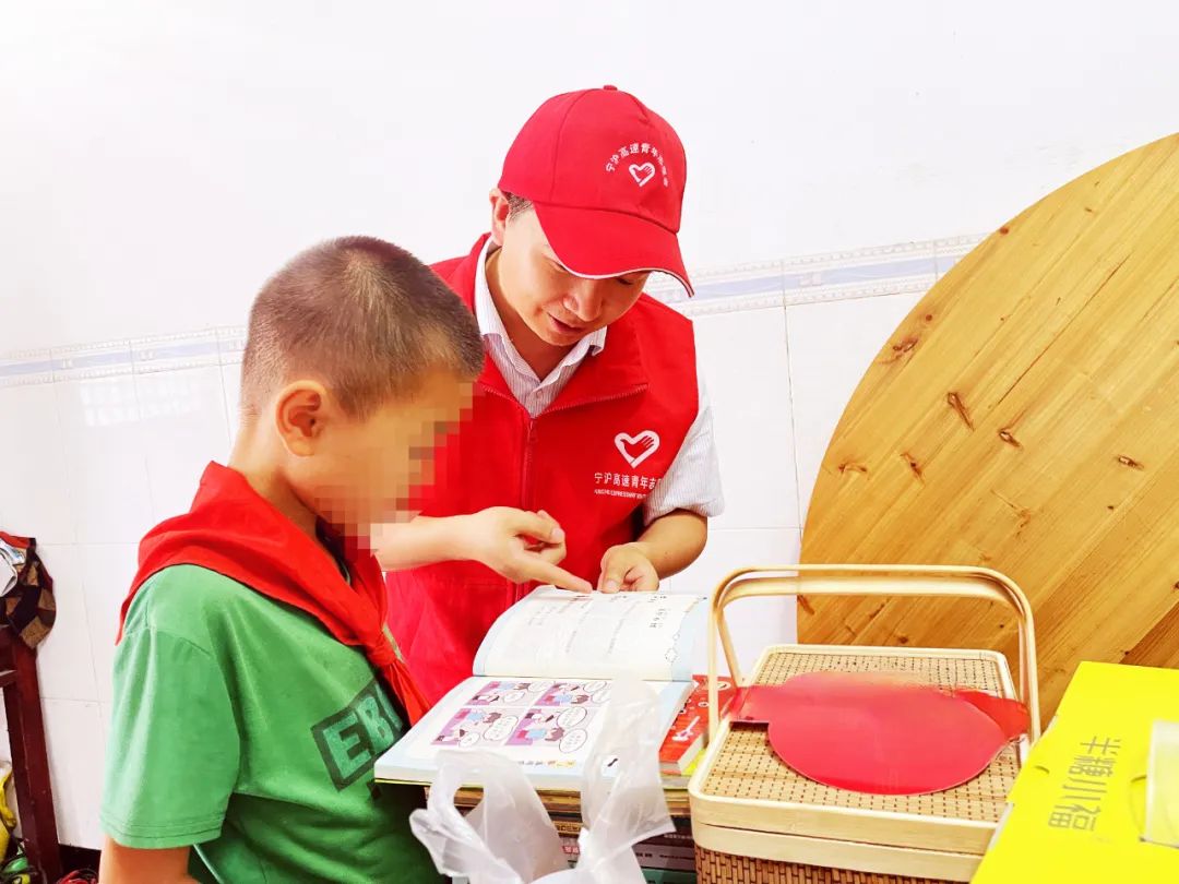 1700102216184042126.jpg 1700102216184042126.jpg