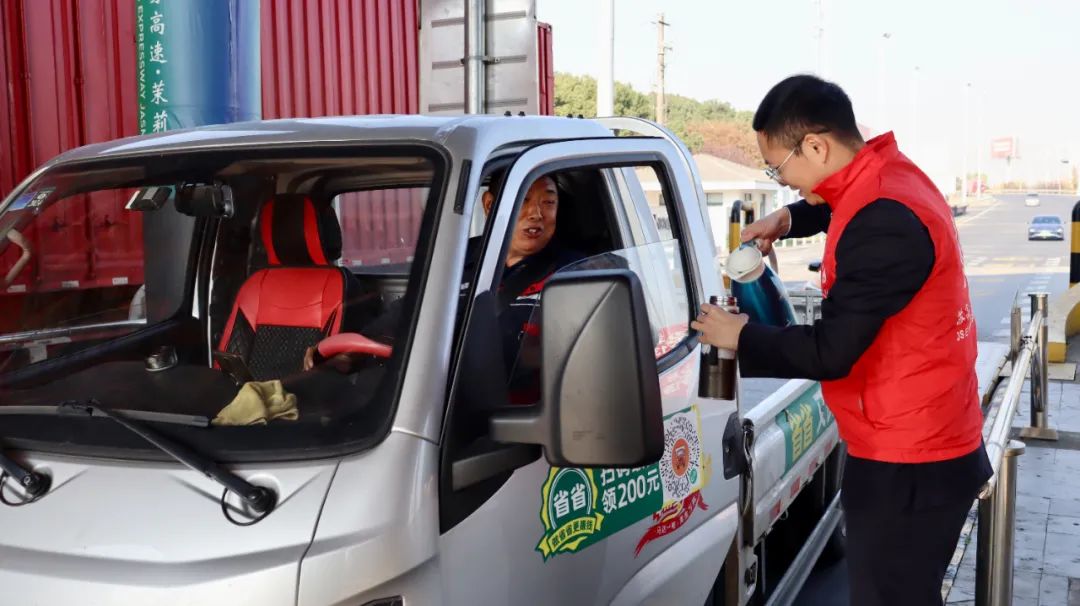 1700729674316086868.jpg 1700729674316086868.jpg