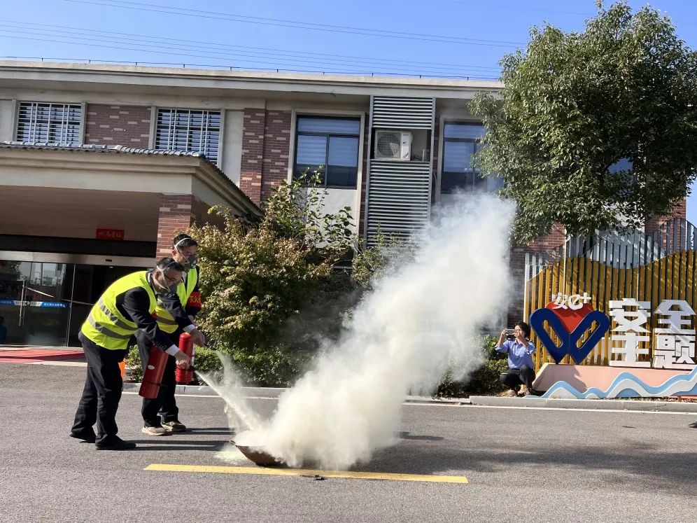 1704793531775018316.jpg 1704793531775018316.jpg