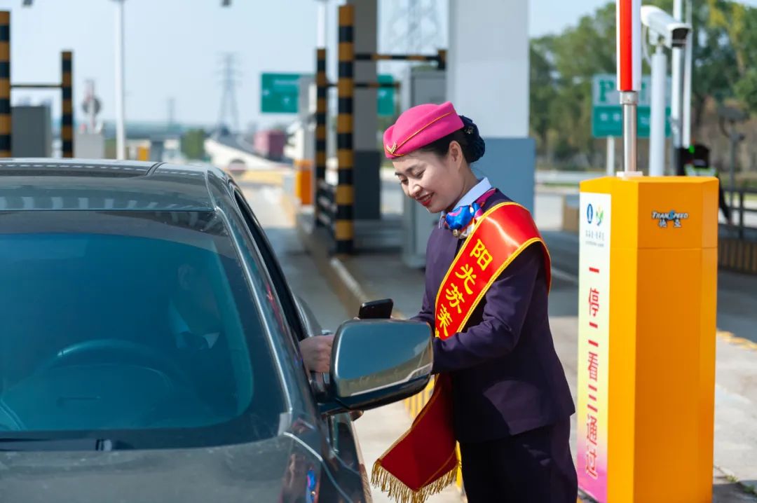 1705371888412048610.jpg 1705371888412048610.jpg