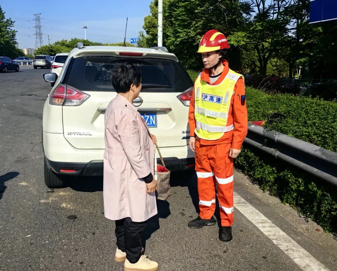 1715075603956081446.jpg 1715075603956081446.jpg